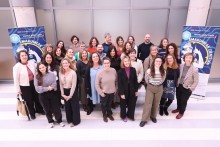 Photo of the presentation of Emakumeak Zientzian 2026